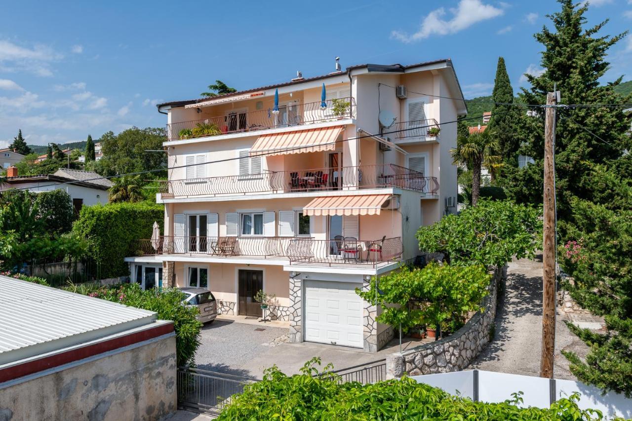 Apartments Melita Crikvenica Exterior foto